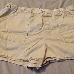 Girls's Cream Shorts